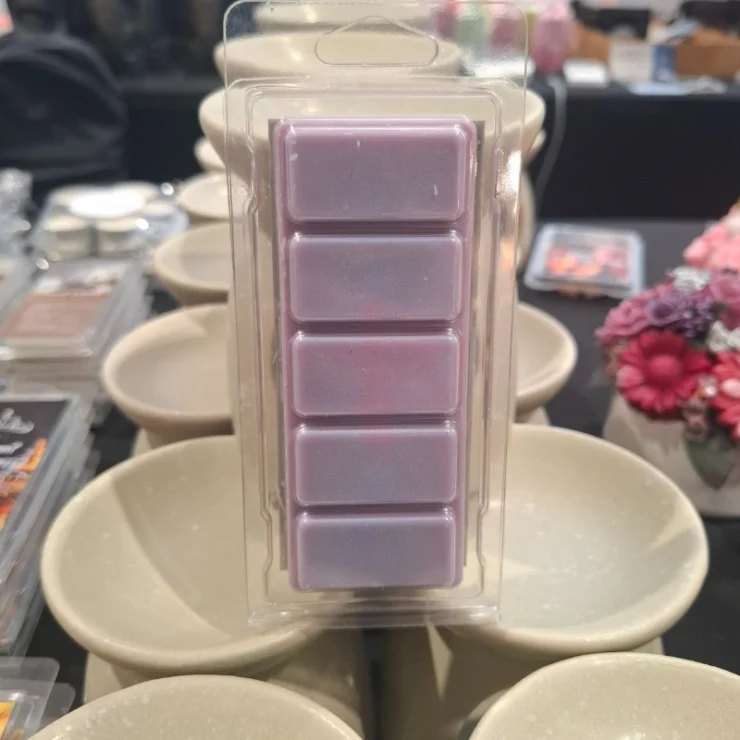Black Orhid Wax Melt – Iris Candle ART